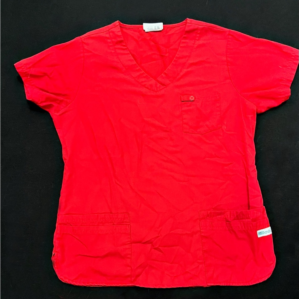 UA Scrub Top